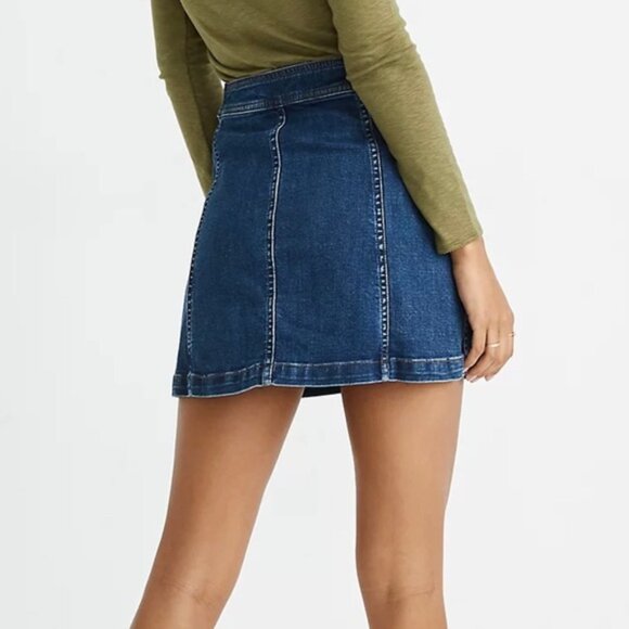 Madewell Stretch Denim A-Line Mini Skirt Dark Wash Patch Pockets Women's Size 8 - Picture 2 of 10